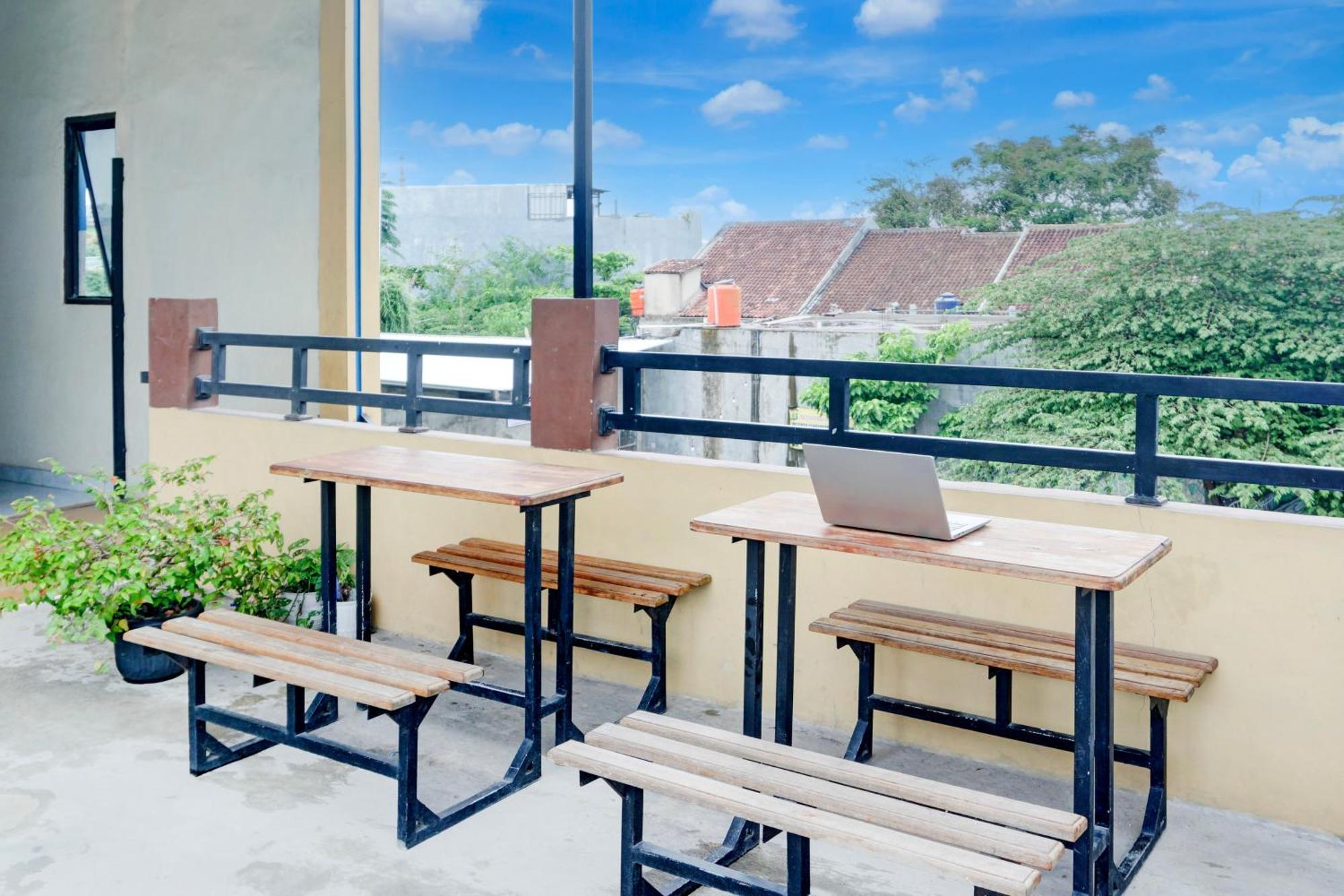 Hotel O Sukarame Near Universitas Islam Negeri Raden Intan Lampun Formerly Hotel Wisma Tri Handayani バンダールランプン エクステリア 写真
